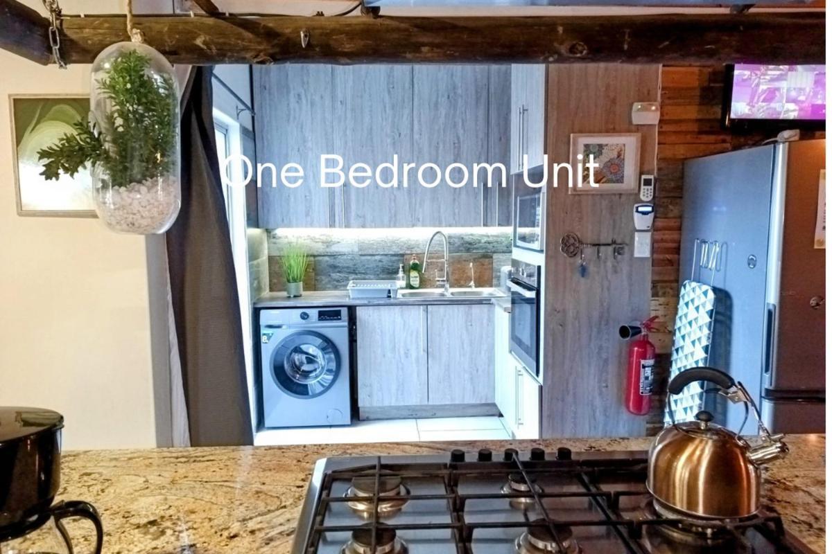 Apartament Bateleur Self Catering Cc Windhuk Zewnętrze zdjęcie