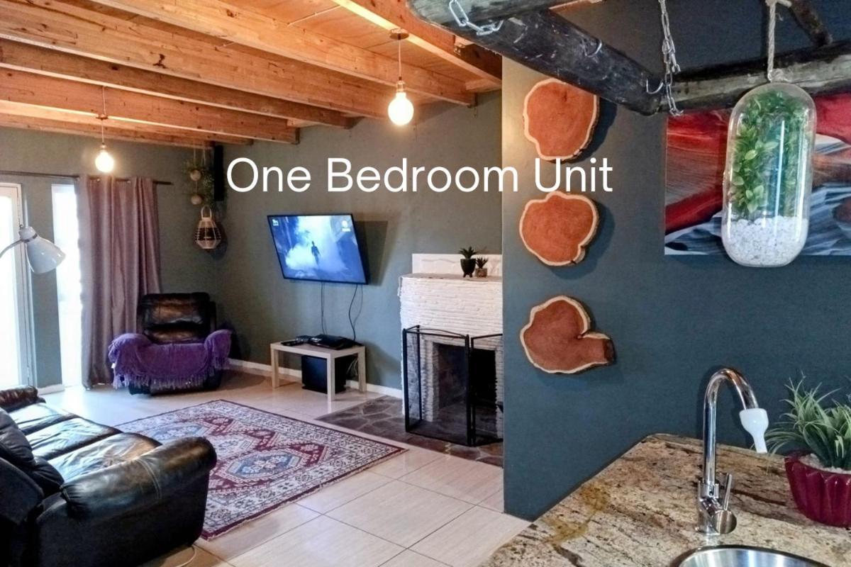 Apartament Bateleur Self Catering Cc Windhuk Zewnętrze zdjęcie